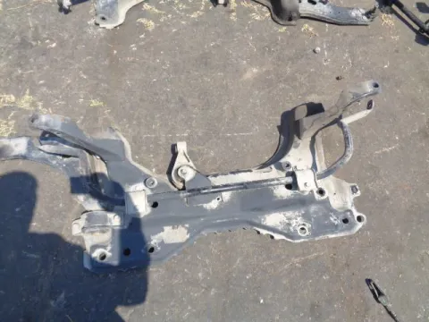 Γέφυρα Εμπρός Οριζόντια για FORD FOCUS (1998 - 2001) Mk1a *ΔΒ* ΠΑΛΕΤΑ 108  *196014* Γέφυρα Εμπρός Οριζόντια για FORD FOCUS (1998 - 2001) Mk1a *ΔΒ* ΠΑΛΕΤΑ 108  *196014*