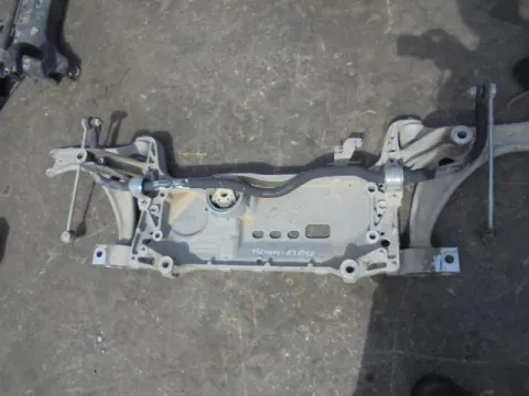 Γέφυρα Εμπρός Οριζόντια για VW TOURAN (2007 - 2010) (1T2) *ΔΒ*  ΠΑΛΕΤΑ 113 *196030* Γέφυρα Εμπρός Οριζόντια για VW TOURAN (2007 - 2010) (1T2) *ΔΒ*  ΠΑΛΕΤΑ 113 *196030*