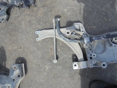 Ψαλίδι Εμπρός Αριστερό για VW TOURAN (2007 - 2010) (1T2) *ΔΒ* Ψαλίδι Εμπρός Αριστερό για VW TOURAN (2007 - 2010) (1T2) *ΔΒ*