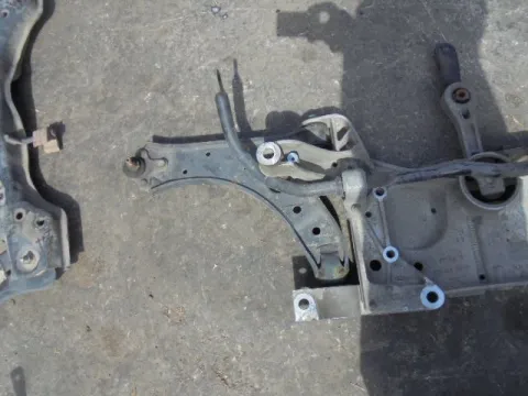 Ψαλίδι Εμπρός Αριστερό για VW GOLF (2004 - 2008) Mk5 (1K1) *ΔΒ*