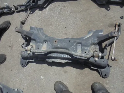 Γέφυρα Εμπρός Οριζόντια για TOYOTA YARIS (2009 - 2012) (XP90) *ΔΒ* Γέφυρα Εμπρός Οριζόντια για TOYOTA YARIS (2009 - 2012) (XP90) *ΔΒ*