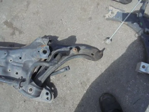 Ψαλίδι Εμπρός Δεξί για TOYOTA YARIS (2003 - 2005) (XP10) *ΔΒ* Ψαλίδι Εμπρός Δεξί για TOYOTA YARIS (2003 - 2005) (XP10) *ΔΒ*