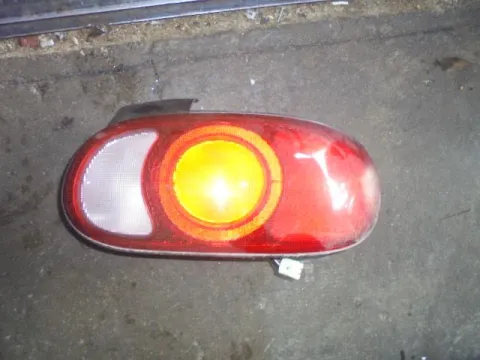 Φανάρι Πίσω Δεξί (Κίτρινο Φλας) για MAZDA MX5 (1999 - 2005) (NB) Φανάρι Πίσω Δεξί (Κίτρινο Φλας) για MAZDA MX5 (1999 - 2005) (NB)