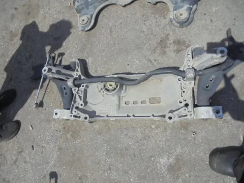 Γέφυρα Εμπρός Οριζόντια για VW PASSAT (2005 - 2011) (3C2) *ΔΒ*  ΠΑΛΕΤΑ 120 *196303* Γέφυρα Εμπρός Οριζόντια για VW PASSAT (2005 - 2011) (3C2) *ΔΒ*  ΠΑΛΕΤΑ 120 *196303*