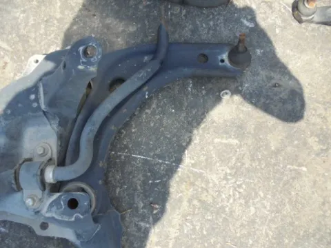 Ψαλίδι Εμπρός Δεξί για TOYOTA YARIS (2009 - 2012) (XP90) *ΔΒ* Ψαλίδι Εμπρός Δεξί για TOYOTA YARIS (2009 - 2012) (XP90) *ΔΒ*