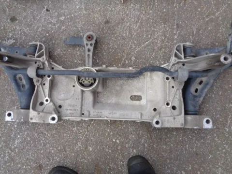 Γέφυρα Εμπρός Οριζόντια για VW GOLF (2009 - 2013) Mk6 (5K1) *ΔΒ* ΠΑΛΕΤΑ 129 *197054* Γέφυρα Εμπρός Οριζόντια για VW GOLF (2009 - 2013) Mk6 (5K1) *ΔΒ* ΠΑΛΕΤΑ 129 *197054*