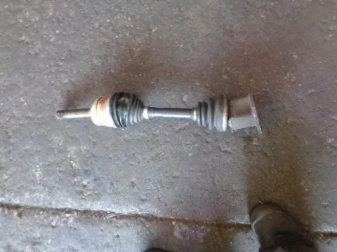 Ημιαξόνιο Εμπρός Αριστερό για NISSAN D22 (2002 - 2007) 4Χ4 Ημιαξόνιο Εμπρός Αριστερό για NISSAN D22 (2002 - 2007) 4Χ4