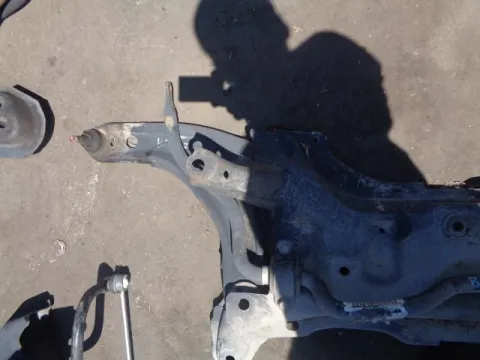 Ψαλίδι Εμπρός Αριστερό για TOYOTA YARIS (2009 - 2012) (XP90) *ΔΒ* ΠΑΛΕΤΑ *124* 196781 Ψαλίδι Εμπρός Αριστερό για TOYOTA YARIS (2009 - 2012) (XP90) *ΔΒ* ΠΑΛΕΤΑ *124* 196781