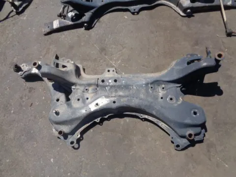 Γέφυρα Εμπρός Οριζόντια για TOYOTA AURIS (2007 - 2009) E150 *ΔΒ* ΠΑΛΕΤΑ *124* 196781 Γέφυρα Εμπρός Οριζόντια για TOYOTA AURIS (2007 - 2009) E150 *ΔΒ* ΠΑΛΕΤΑ *124* 196781