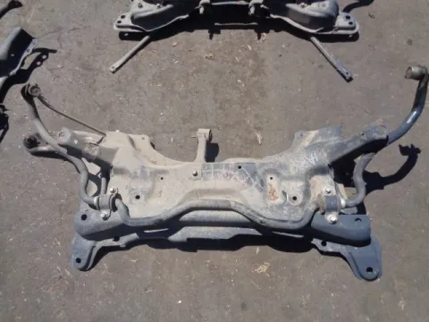 Γέφυρα Εμπρός Οριζόντια για TOYOTA YARIS (2009 - 2012) (XP90) *ΔΒ* ΠΑΛΕΤΑ *124* 196781 Γέφυρα Εμπρός Οριζόντια για TOYOTA YARIS (2009 - 2012) (XP90) *ΔΒ* ΠΑΛΕΤΑ *124* 196781