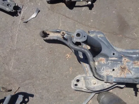 Ψαλίδι Εμπρός Αριστερό για TOYOTA YARIS (2003 - 2005) (XP10) *ΔΒ* ΠΑΛΕΤΑ *126* 196783 Ψαλίδι Εμπρός Αριστερό για TOYOTA YARIS (2003 - 2005) (XP10) *ΔΒ* ΠΑΛΕΤΑ *126* 196783
