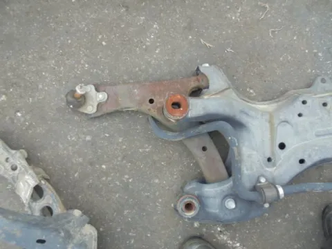 Ψαλίδι Εμπρός Αριστερό για TOYOTA AVENSIS (2003 - 2006) (T250) *ΔΒ* ΠΑΛΕΤΑ *127* 196784 Ψαλίδι Εμπρός Αριστερό για TOYOTA AVENSIS (2003 - 2006) (T250) *ΔΒ* ΠΑΛΕΤΑ *127* 196784