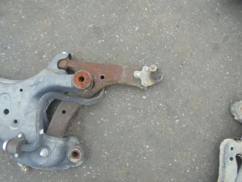 Ψαλίδι Εμπρός Δεξί για TOYOTA AVENSIS (2003 - 2006) (T250) *ΔΒ* ΠΑΛΕΤΑ *127* 196784 Ψαλίδι Εμπρός Δεξί για TOYOTA AVENSIS (2003 - 2006) (T250) *ΔΒ* ΠΑΛΕΤΑ *127* 196784