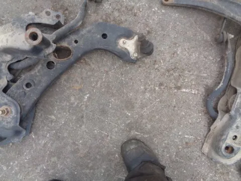 Ψαλίδι Εμπρός Δεξί για TOYOTA RAV-4 (2006 - 2009) (XA30) *ΔΒ* ΠΑΛΕΤΑ 134 *197059* Ψαλίδι Εμπρός Δεξί για TOYOTA RAV-4 (2006 - 2009) (XA30) *ΔΒ* ΠΑΛΕΤΑ 134 *197059*