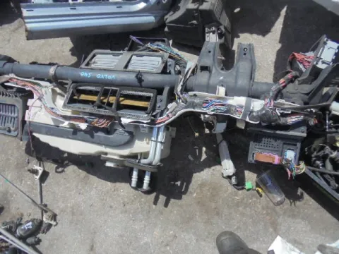 Ψύκτης (Εβαπορέτα) για VOLVO S40 (2000 - 2003) (VS) *ΔΒ* Ψύκτης (Εβαπορέτα) για VOLVO S40 (2000 - 2003) (VS) *ΔΒ*