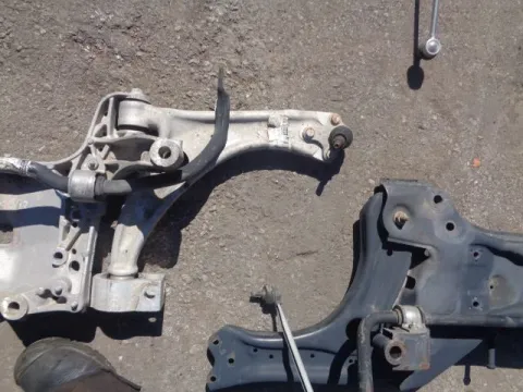 Ψαλίδι Εμπρός Δεξί για AUDI Q3 (2012- ) ( ) *ΔΒ* ΠΑΛΕΤΑ 132 *197057* Ψαλίδι Εμπρός Δεξί για AUDI Q3 (2012- ) ( ) *ΔΒ* ΠΑΛΕΤΑ 132 *197057*