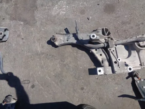 Ψαλίδι Εμπρός Αριστερό για VW GOLF (2004 - 2008) Mk5 (1K1) *ΔΒ* ΠΑΛΕΤΑ 132 *197057*