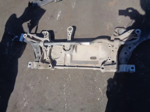 Γέφυρα Εμπρός Οριζόντια για VW GOLF (2004 - 2008) Mk5 (1K1) *ΔΒ* ΠΑΛΕΤΑ 129 *197054* Γέφυρα Εμπρός Οριζόντια για VW GOLF (2004 - 2008) Mk5 (1K1) *ΔΒ* ΠΑΛΕΤΑ 129 *197054*