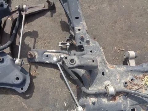 Ψαλίδι Εμπρός Αριστερό για LANCIA YPSILON (2012 - ) ( ) *ΔΒ*