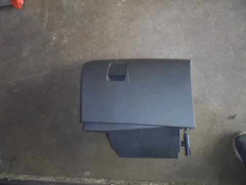 Ντουλαπάκι για OPEL ASTRA (2004 - 2007) H *Γ* Ντουλαπάκι για OPEL ASTRA (2004 - 2007) H *Γ*