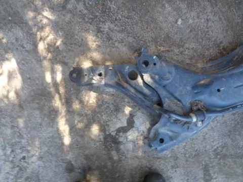 Ψαλίδι Εμπρός Αριστερό για NISSAN PIXO (2009 - ) (UA0) *ΔΒ* Ψαλίδι Εμπρός Αριστερό για NISSAN PIXO (2009 - ) (UA0) *ΔΒ*