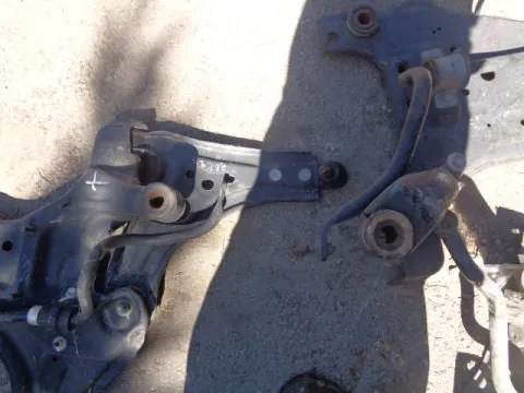 Ψαλίδι Εμπρός Δεξί για CHEVROLET - DAEWOO KALOS (2003 - 2004) (T200) *ΔΒ* ΠΑΛΕΤΑ 173 *207226* Ψαλίδι Εμπρός Δεξί για CHEVROLET - DAEWOO KALOS (2003 - 2004) (T200) *ΔΒ* ΠΑΛΕΤΑ 173 *207226*