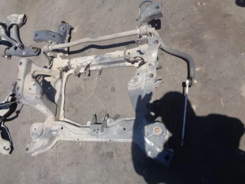 Γέφυρα Εμπρός Οριζόντια για SUZUKI GRAND VITARA (2006 - 2009) (JB) *ΔΒ* Γέφυρα Εμπρός Οριζόντια για SUZUKI GRAND VITARA (2006 - 2009) (JB) *ΔΒ*