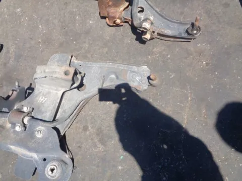 Ψαλίδι Εμπρός Δεξί για CHEVROLET - DAEWOO NUBIRA (2000 - 2003) (J150) *ΔΒ* ΠΑΛΕΤΑ 186 *208758* Ψαλίδι Εμπρός Δεξί για CHEVROLET - DAEWOO NUBIRA (2000 - 2003) (J150) *ΔΒ* ΠΑΛΕΤΑ 186 *208758*
