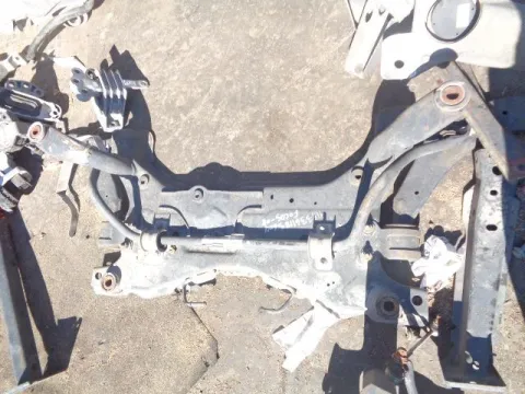 Γέφυρα Εμπρός Οριζόντια για FORD FOCUS (2004 - 2008) Mk2a (DA3 - C307) *ΔΒ* Γέφυρα Εμπρός Οριζόντια για FORD FOCUS (2004 - 2008) Mk2a (DA3 - C307) *ΔΒ*