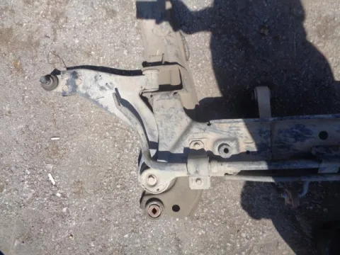 Ψαλίδι Εμπρός Αριστερό για FORD MONDEO (2000 - 2003) Mk3a *ΔΒ* Ψαλίδι Εμπρός Αριστερό για FORD MONDEO (2000 - 2003) Mk3a *ΔΒ*