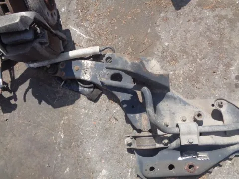 Ψαλίδι Εμπρός Αριστερό για FORD FOCUS (2002 - 2004) Mk1b *ΔΒ* Ψαλίδι Εμπρός Αριστερό για FORD FOCUS (2002 - 2004) Mk1b *ΔΒ*