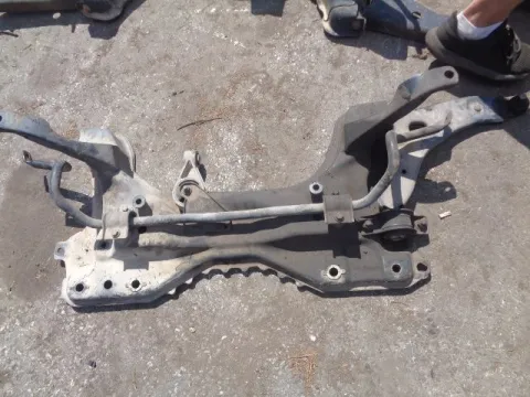 Γέφυρα Εμπρός Οριζόντια για FORD FOCUS (2002 - 2004) Mk1b *ΔΒ* ΠΑΛΕΤΑ 147 *197772* Γέφυρα Εμπρός Οριζόντια για FORD FOCUS (2002 - 2004) Mk1b *ΔΒ* ΠΑΛΕΤΑ 147 *197772*