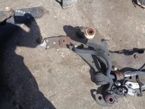 Ψαλίδι Εμπρός Αριστερό για FORD FOCUS (2011 - 2014) () *ΔΒ* Ψαλίδι Εμπρός Αριστερό για FORD FOCUS (2011 - 2014) () *ΔΒ*