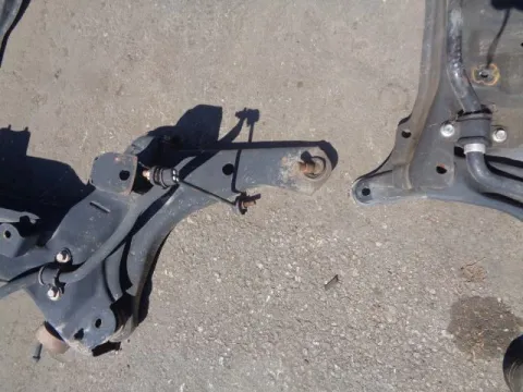 Ψαλίδι Εμπρός Δεξί για FORD MAVERICK (2001 - 2005) , (2005 - ) *ΔΒ* Ψαλίδι Εμπρός Δεξί για FORD MAVERICK (2001 - 2005) , (2005 - ) *ΔΒ*