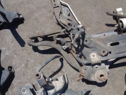 Ψαλίδι Εμπρός Αριστερό για MAZDA 6 (2002 - 2006) (GG) (GY) *ΔΒ*