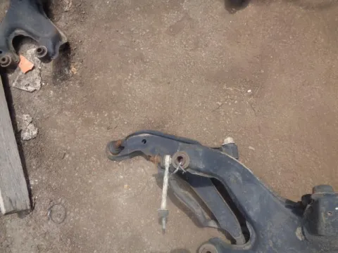 Ψαλίδι Εμπρός Αριστερό για NISSAN PRIMERA (1990 - 1993) (P10) , (1994 - 1996) (P10) *ΔΒ* ΠΑΛΕΤΑ 235 *221780*