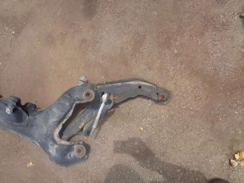 Ψαλίδι Εμπρός Δεξί για NISSAN PRIMERA (1990 - 1993) (P10) , (1994 - 1996) (P10) *ΔΒ* ΠΑΛΕΤΑ 235 *221780* Ψαλίδι Εμπρός Δεξί για NISSAN PRIMERA (1990 - 1993) (P10) , (1994 - 1996) (P10) *ΔΒ* ΠΑΛΕΤΑ 235 *221780*
