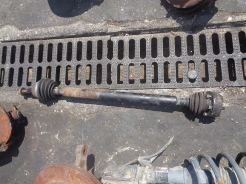 Ημιαξόνιο Εμπρός Δεξί για VW GOLF (1998 - 2004) Mk4 (1J1) Ημιαξόνιο Εμπρός Δεξί για VW GOLF (1998 - 2004) Mk4 (1J1)