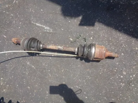 Ημιαξόνιο Εμπρός Αριστερό Με ABS για HYUNDAI i30 (2007 - 2012) Ημιαξόνιο Εμπρός Αριστερό Με ABS για HYUNDAI i30 (2007 - 2012)