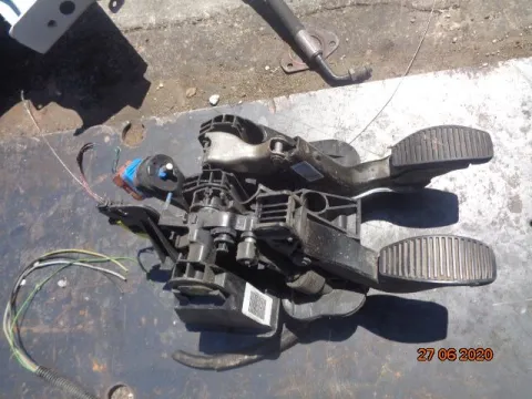 Σετ Πεταλιέρα για FIAT PANDA (2012 - ) ( ) Diesel *Δ* Σετ Πεταλιέρα για FIAT PANDA (2012 - ) ( ) Diesel *Δ*