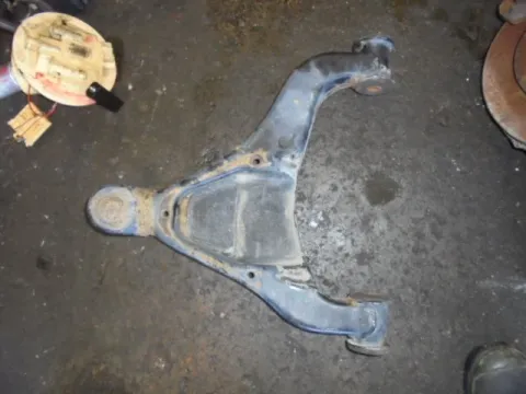 Ψαλίδι Εμπρός Δεξί για MERCEDES SPRINTER (2000 - 2006) (903) (904) Ψαλίδι Εμπρός Δεξί για MERCEDES SPRINTER (2000 - 2006) (903) (904)