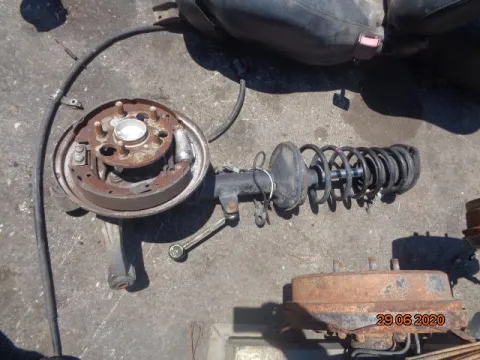 Άκρο Πλήρες Πίσω Αριστερό Με Ταμπούρο ABS για TOYOTA AVENSIS (2000 - 2003) (T220) *ΔΒ* Άκρο Πλήρες Πίσω Αριστερό Με Ταμπούρο ABS για TOYOTA AVENSIS (2000 - 2003) (T220) *ΔΒ*