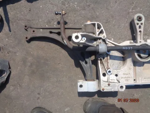 Ψαλίδι Εμπρός Αριστερό για SEAT LEON (2005 - 2009) (1P) *ΔΒ* ΠΑΛΕΤΑ 181 *208293* Ψαλίδι Εμπρός Αριστερό για SEAT LEON (2005 - 2009) (1P) *ΔΒ* ΠΑΛΕΤΑ 181 *208293*