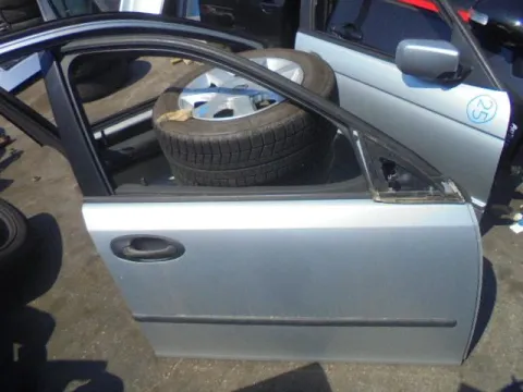 Πόρτα Εμπρός Δεξιά για SAAB 9-3 (2002 - 2005) (YS3F) Sedan - 4dr , (2005 - 2007) (YS3F) *Ε* Πόρτα Εμπρός Δεξιά για SAAB 9-3 (2002 - 2005) (YS3F) Sedan - 4dr , (2005 - 2007) (YS3F) *Ε*