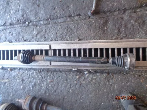 Ημιαξόνιο Εμπρός Δεξί Με ABS για SEAT LEON (2005 - 2009) (1P) Ημιαξόνιο Εμπρός Δεξί Με ABS για SEAT LEON (2005 - 2009) (1P)