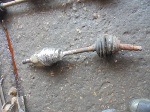Ημιαξόνιο Εμπρός Αριστερό για TOYOTA COROLLA (1992 - 1997) (AE100) Ημιαξόνιο Εμπρός Αριστερό για TOYOTA COROLLA (1992 - 1997) (AE100)