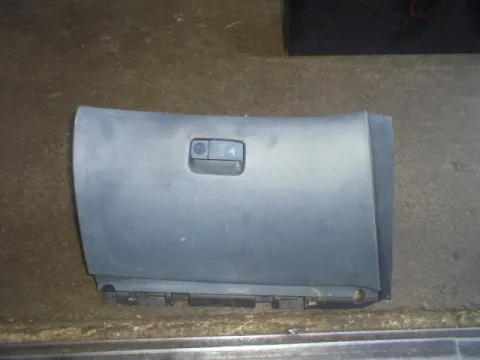 Ντουλαπάκι για NISSAN PRIMERA (2002 - 2007) (P12) *Γ* Ντουλαπάκι για NISSAN PRIMERA (2002 - 2007) (P12) *Γ*