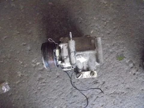 Συμπιεστής A-C (Κομπρέσορας) για FORD FOCUS (2002 - 2004) Mk1b Συμπιεστής A-C (Κομπρέσορας) για FORD FOCUS (2002 - 2004) Mk1b