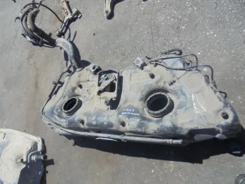 Δεξαμενή Καυσίμου (Ρεζερβουάρ) για MERCEDES C - CLASS (2000 - 2003) (W203) *ΔΒ* Δεξαμενή Καυσίμου (Ρεζερβουάρ) για MERCEDES C - CLASS (2000 - 2003) (W203) *ΔΒ*