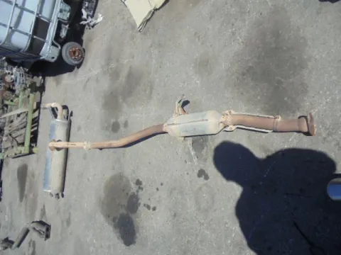 Καζανάκι Εξάτμισης Κομπλέ για TOYOTA RAV-4 (2004 - 2005) (XA20) *ΔΒ* Καζανάκι Εξάτμισης Κομπλέ για TOYOTA RAV-4 (2004 - 2005) (XA20) *ΔΒ*
